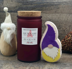 GNOME for the Holidays | Scented Soy Candle | 15.5oz Candle Jar | Gingerbread | Spiced Apple | Cinnamon | Nutmeg | Clove | Christmas Candle